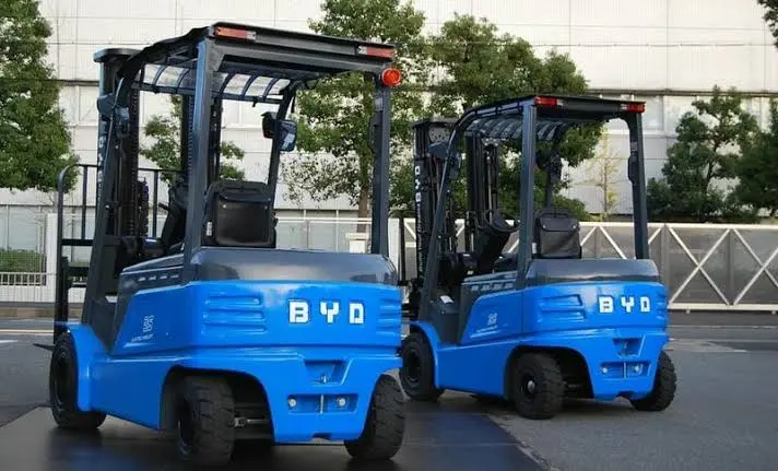 Xe N&acirc;ng Điện 3.5 Tấn 3000mm ECB35 Cao Cấp BYD
