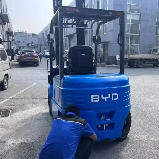Xe n&acirc;ng điện Byd Th&acirc;n thiện với m&ocirc;i trường 2t 2.5t Pin Lithium tuổi thọ d&agrave;i  4 B&aacute;nh xe Xe n&acirc;ng - 2026 BYD Forklift, Electric Forklift price |  Made-in-china.com