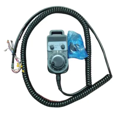 Tay quay điều khiển máy CNC