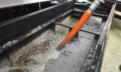 5 Cách loại bỏ dầu thải trong máy CNC tốt nhất 2025