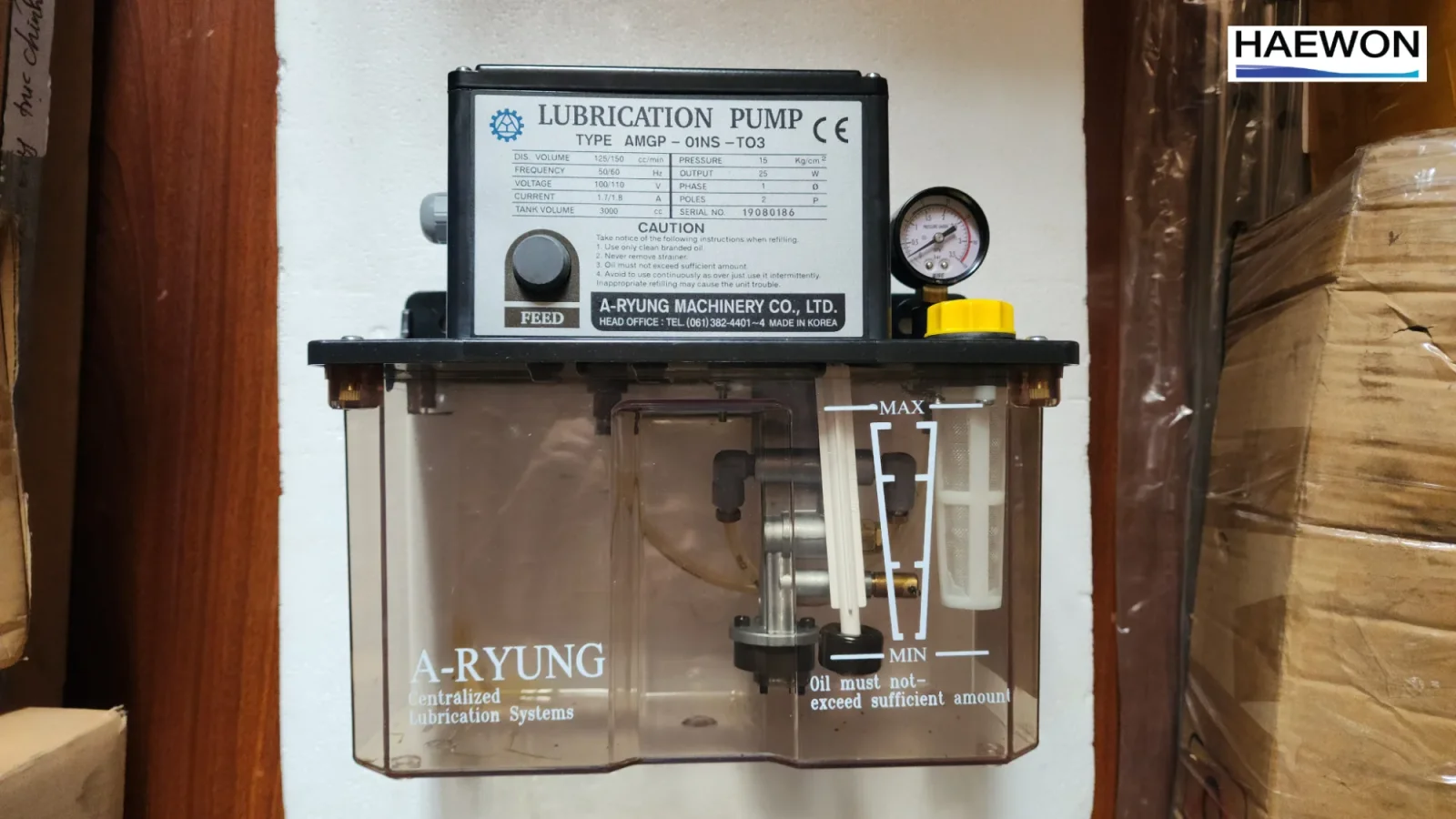 máy bơm dầu bôi trơn CNC