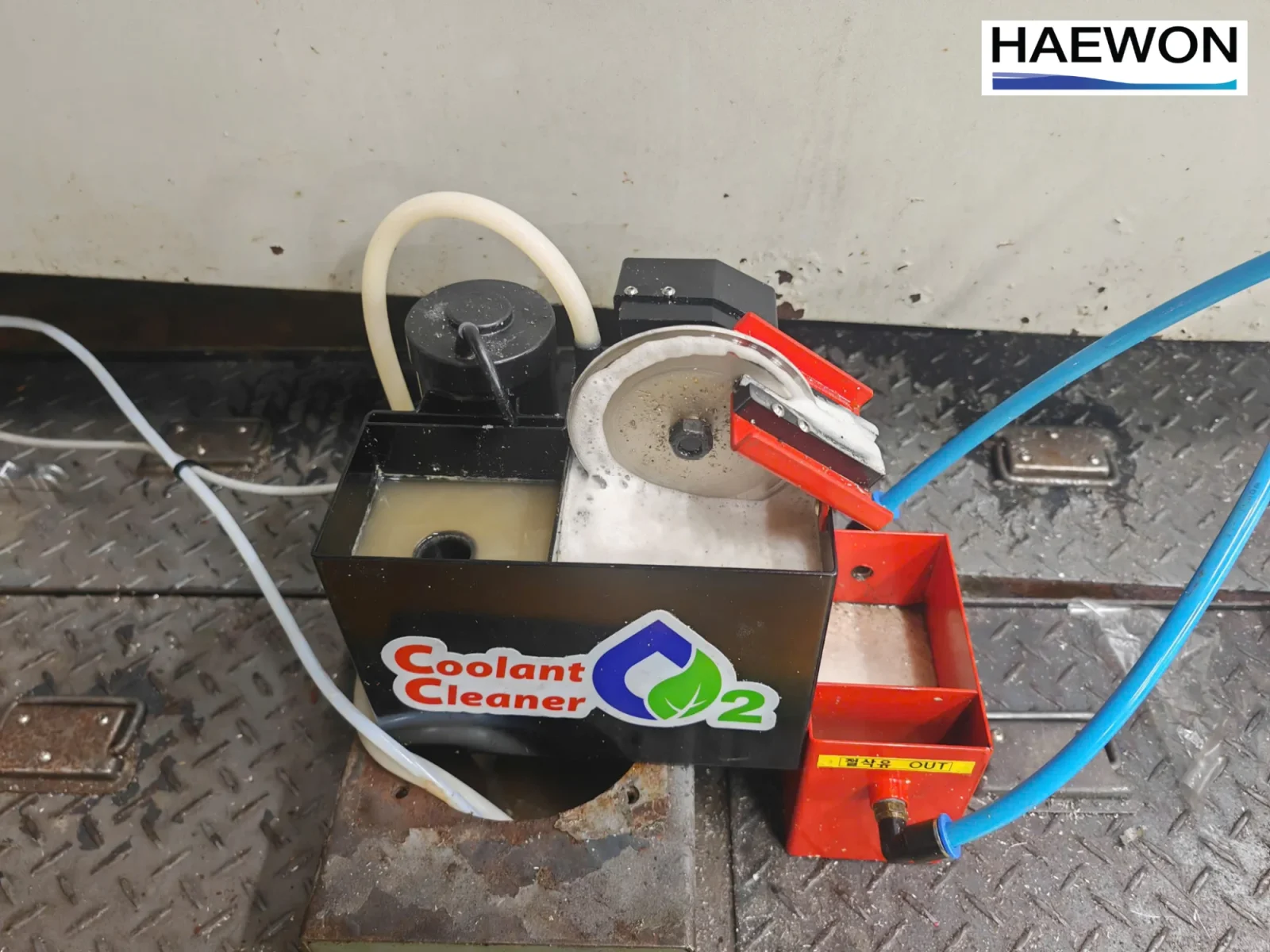 Thiết bị hỗ trợ gia công CNC
