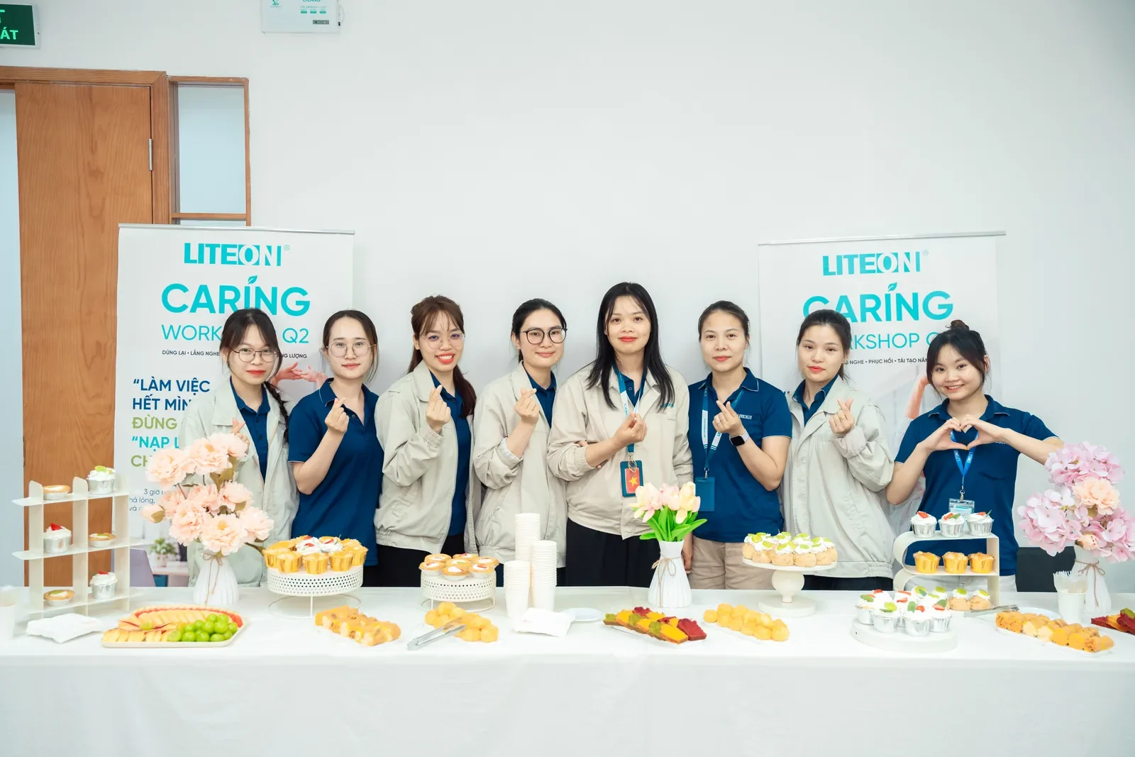 Tập thể nhân viên LITEON tại Workshop Yoga 2026