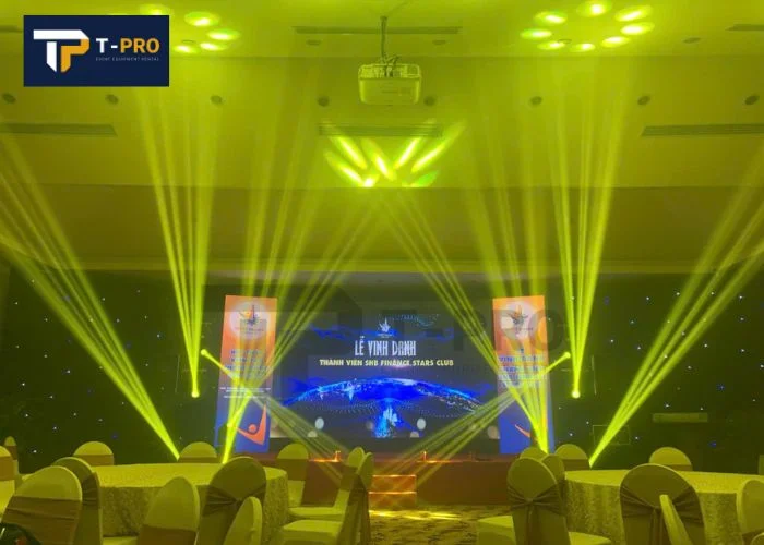dich-vu-thue-am-thanh-anh-sang-year-end-party-luon-kiem-tra-lai-truoc-don-khach