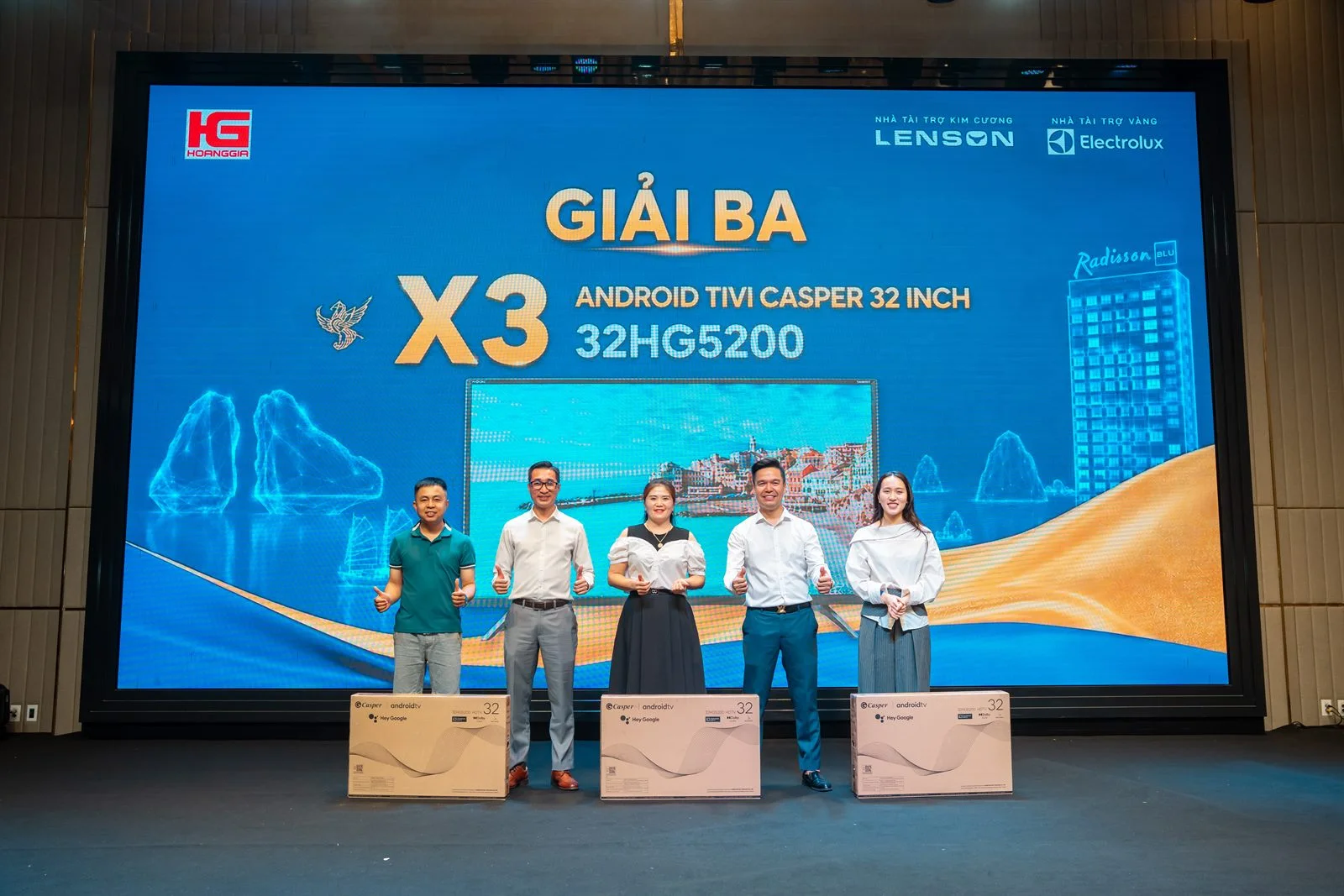 Vinh danh giải thưởng tại hội nghị NPP Hoàng Gia 2026