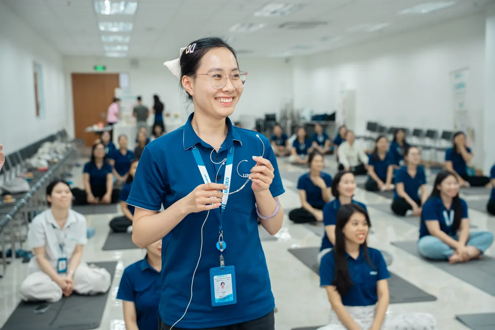 Nhân viên LITEON chia sẻ trong chương trình chăm sóc sức khỏe