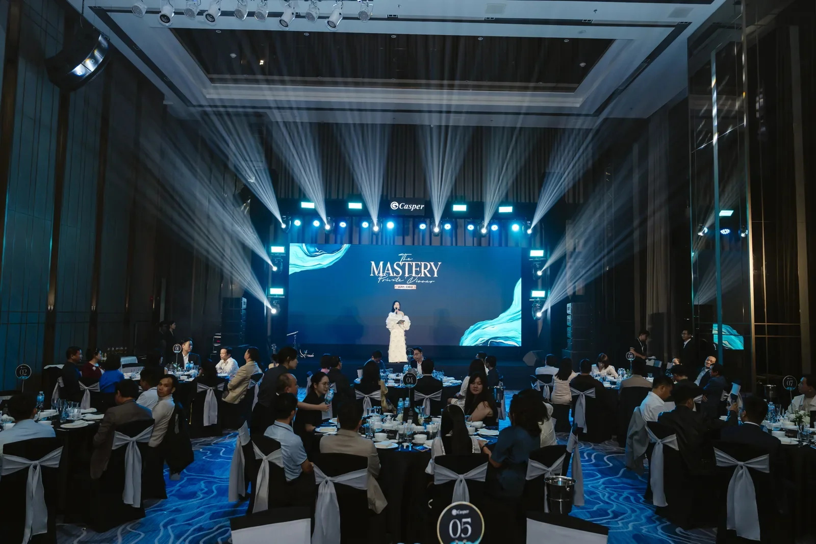 Toàn cảnh sân khấu trước giờ đón khách Casper Mastery miền Trung