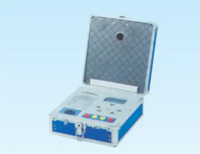 Máy kiểm tra điện trở nối đất kỹ thuật số