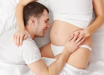 Quan hệ khi đang mang thai có sao không? Những điều mẹ bầu cần biết