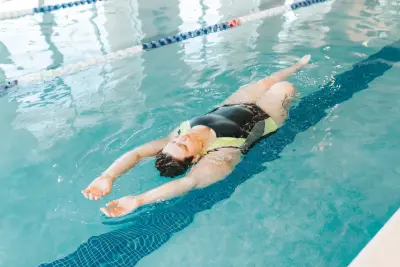 Hướng dẫn chăm sóc vùng kín sau đi bơi an toàn, sạch thoáng