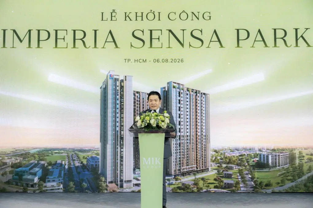 &Ocirc;ng Nh&acirc;n Hữu Học ph&aacute;t biểu tại sự kiện. Ảnh: MIK Group